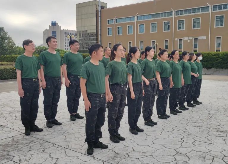 軍訓(xùn)開營 破冰啟航 | 海尼藥業(yè)管理干部開啟軍事軍訓(xùn)！